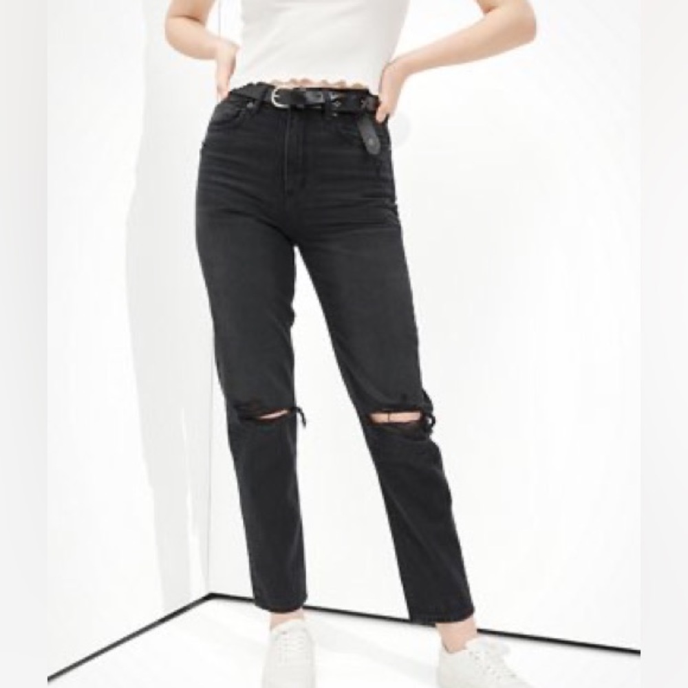 American Eagle Mom Straight Jean